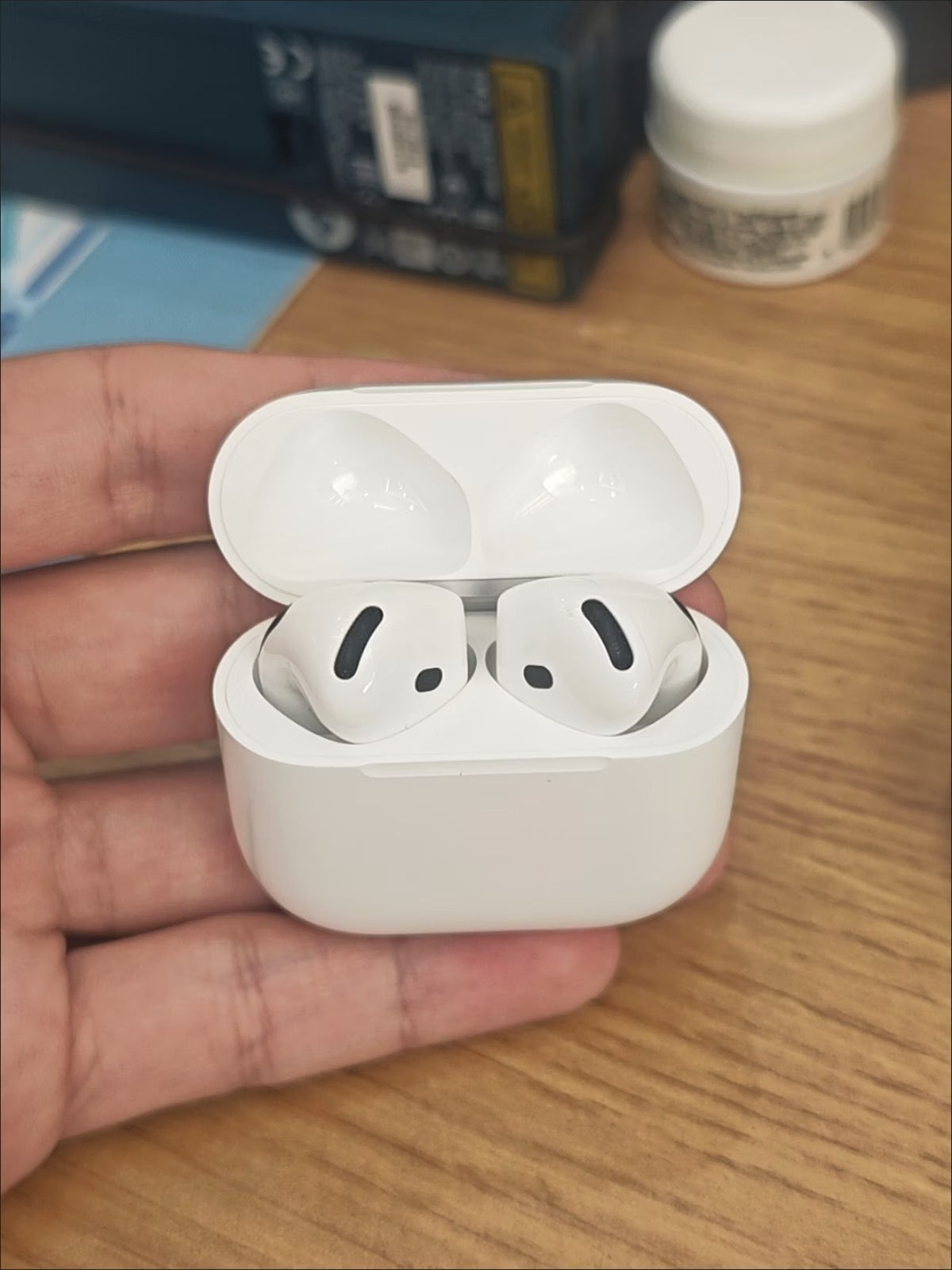 Customer review photo from Luis Cabrera